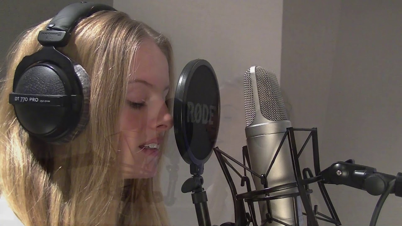 Angel by Sarah McLachlan coverd by Rosy Overduin
