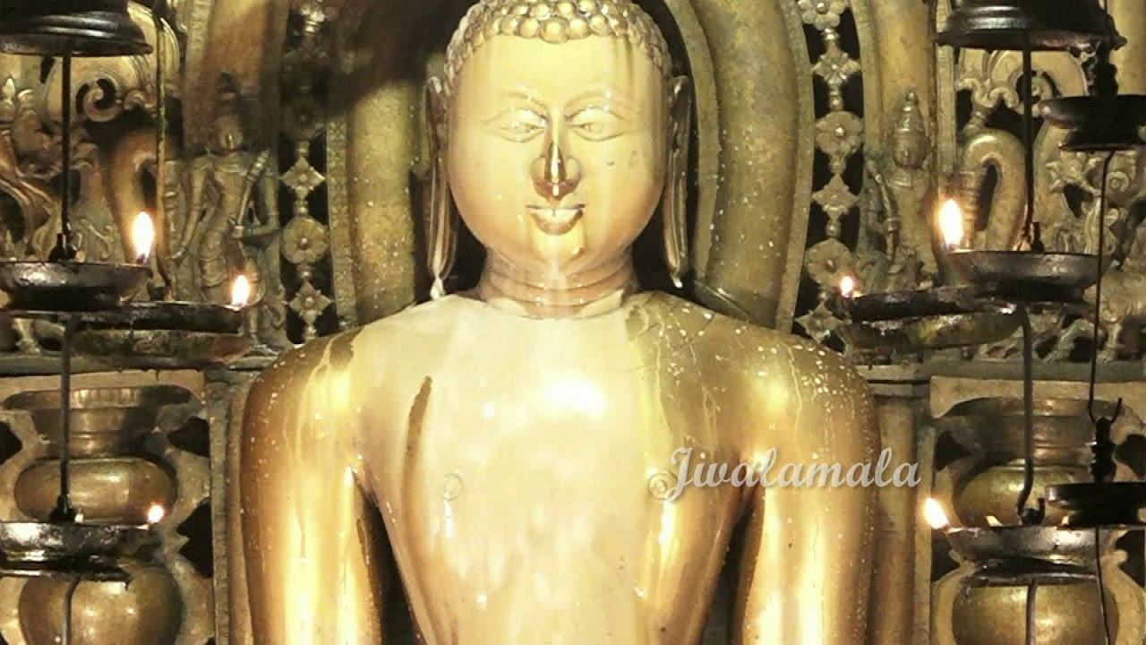 Kshetra Parichaya- 08 / Savira Kambagala Basadi / Moodubidare / Dakshina Kannada