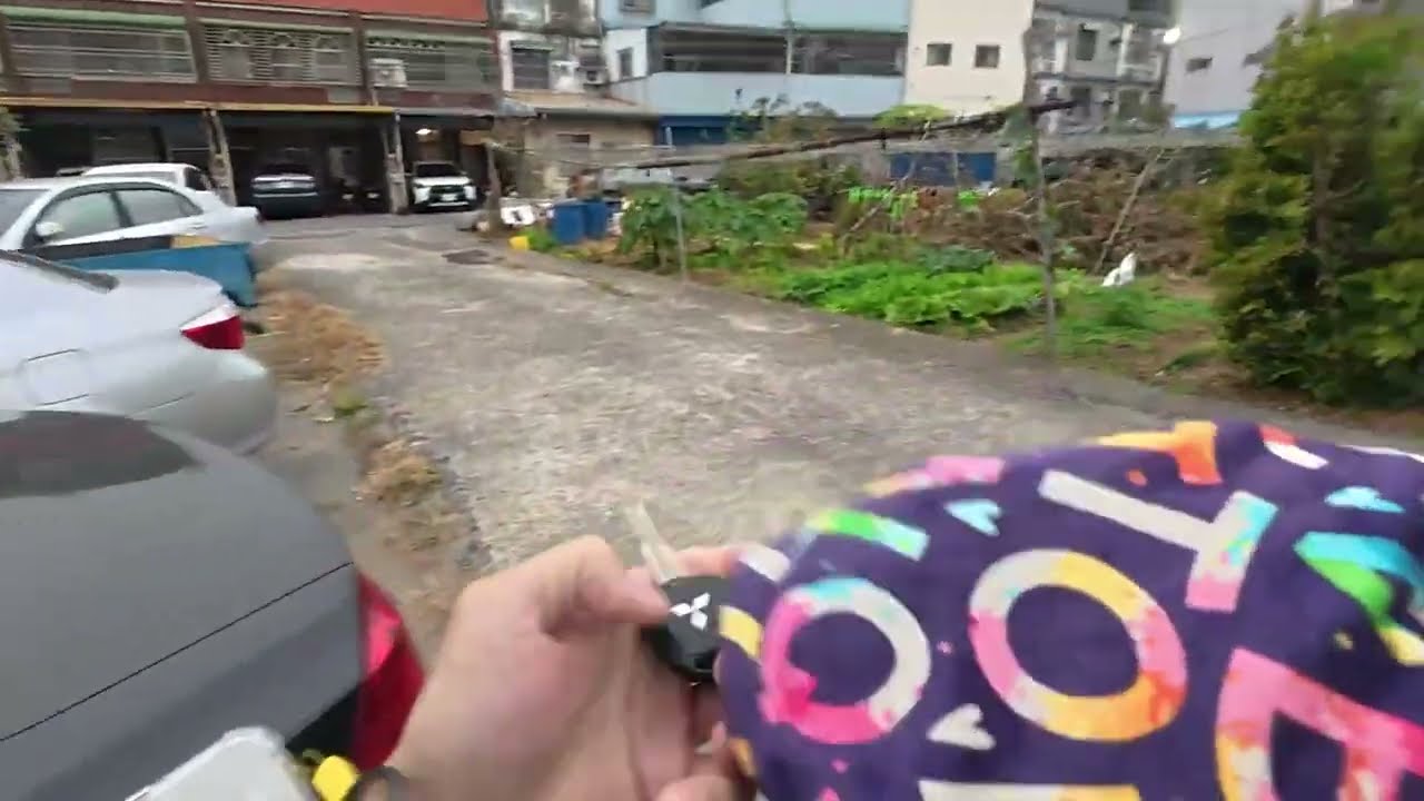 去苗栗採草莓 20260131 (擼貓、救貓、餵貓、碎碎念喵～汝爸直播應有盡有唷)