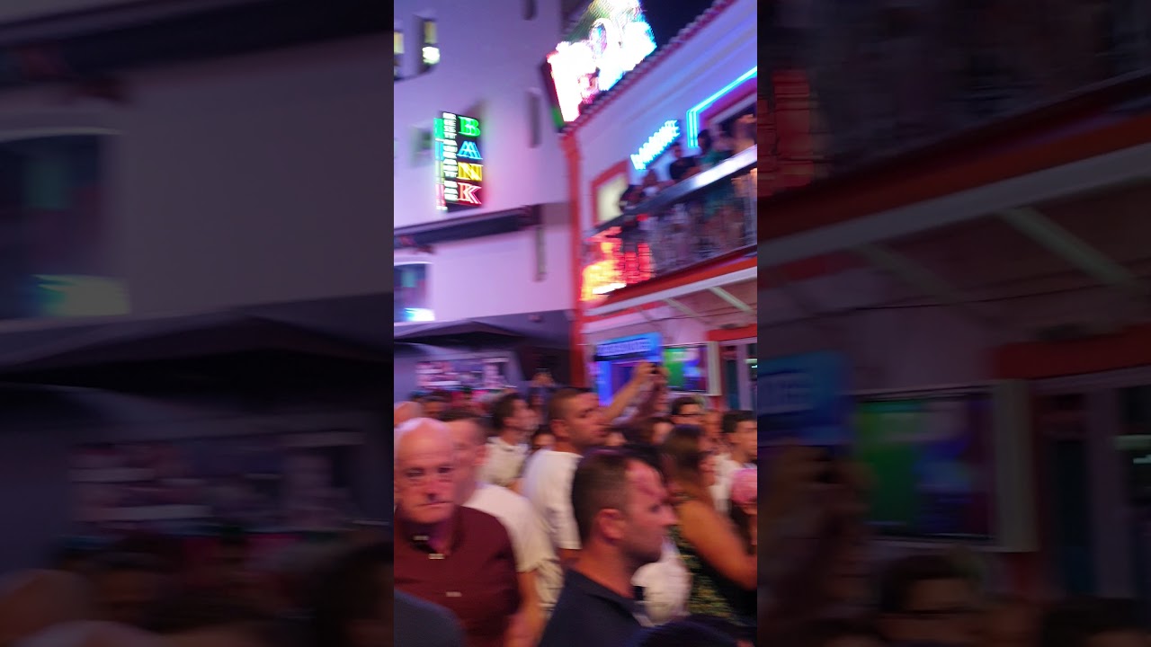 Noites quentes de ver&atilde;o em Albufeira