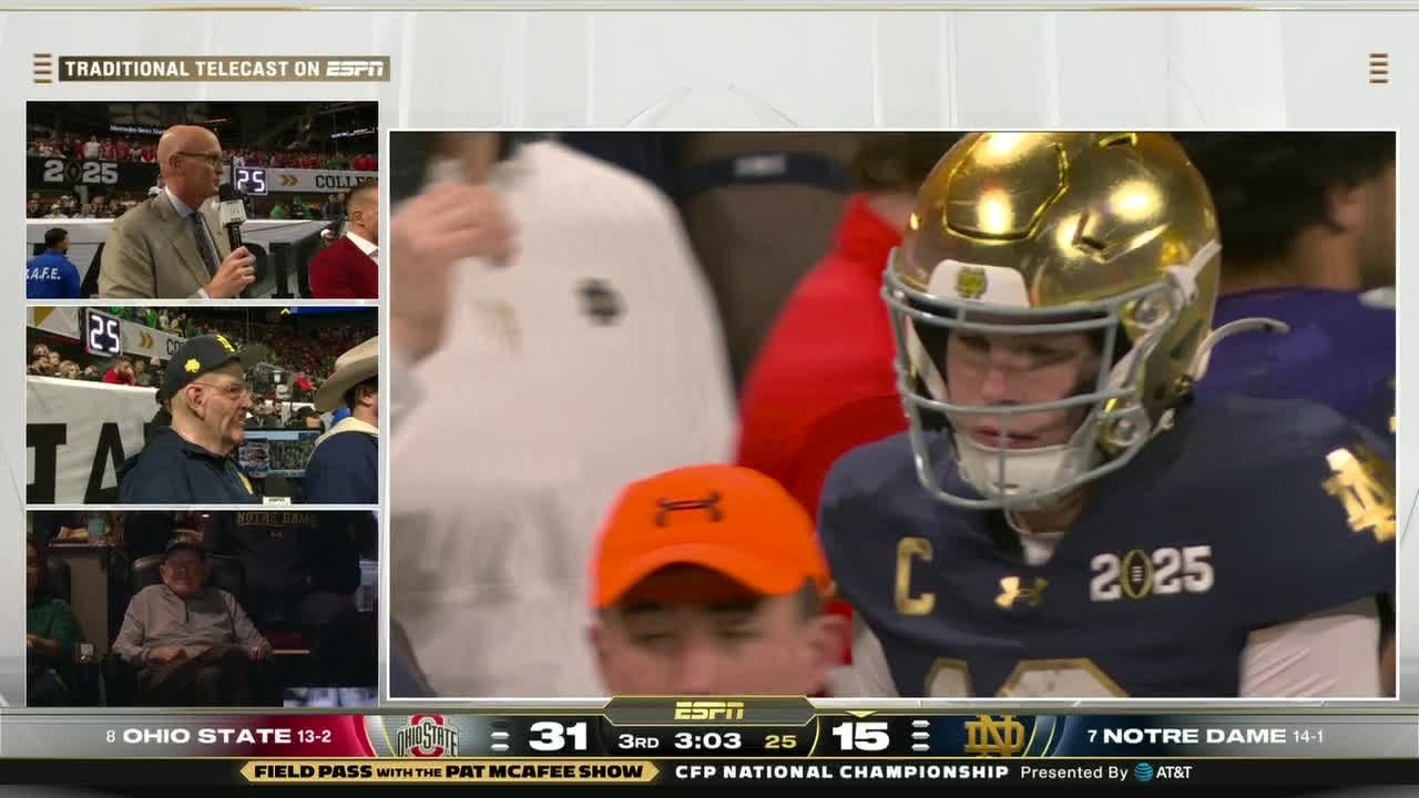 Not Lou Holtz & SVP react to Notre Dame’s 3rd quarter TD | Field Pass with Pat McAfee Show