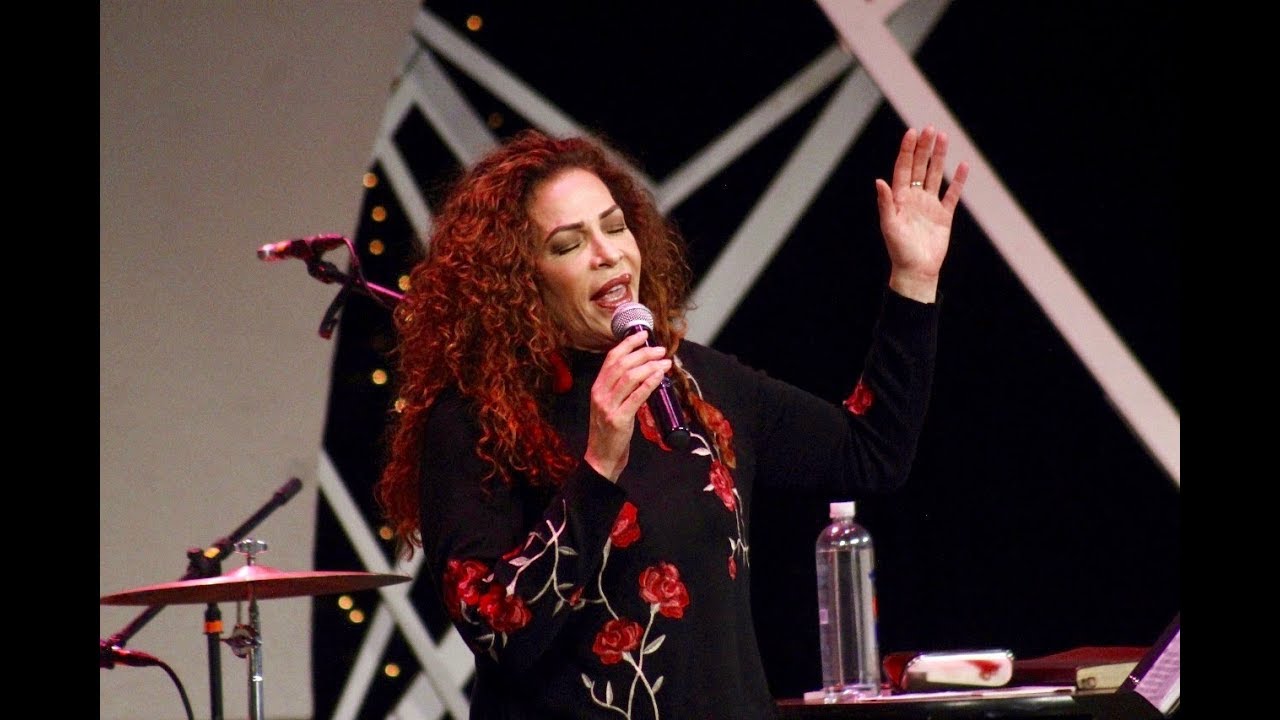 La Fidelidad de Dios en la Prueba - Mar&iacute;a del Sol
