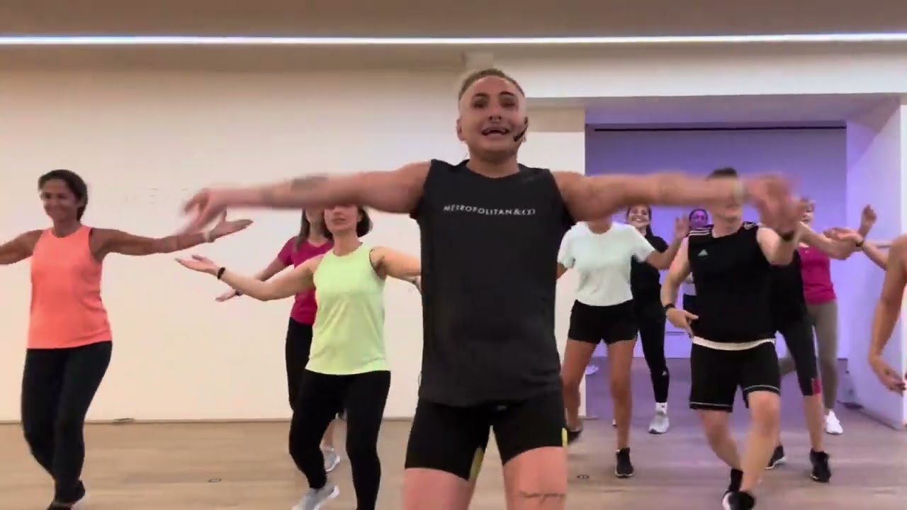 SOLTERA COREOGRAFIA / SHAKIRA