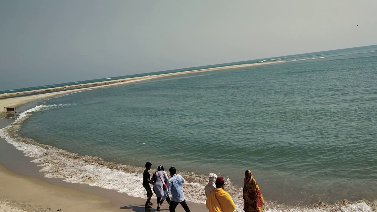 Ram Setu in RAMESWARAM on Bay of Bengal || Sri Lanka is only 18 Nautical Miles from this point ||