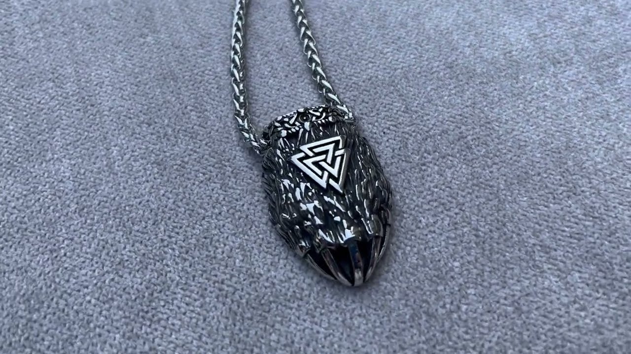 Durable bear paw pendant necklace with valknut high quality mens viking jewelry