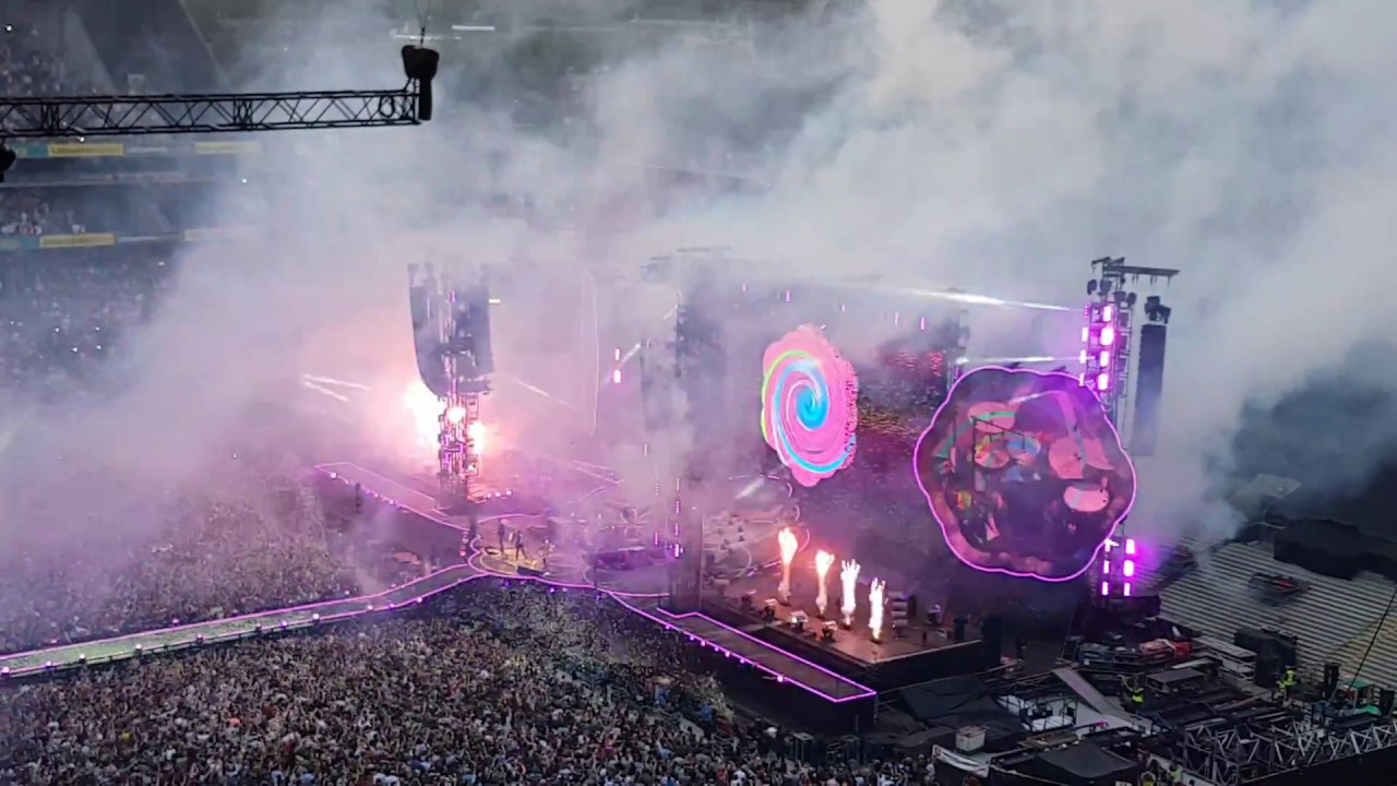 Coldplay Live - Every Teardrop is a Waterfall