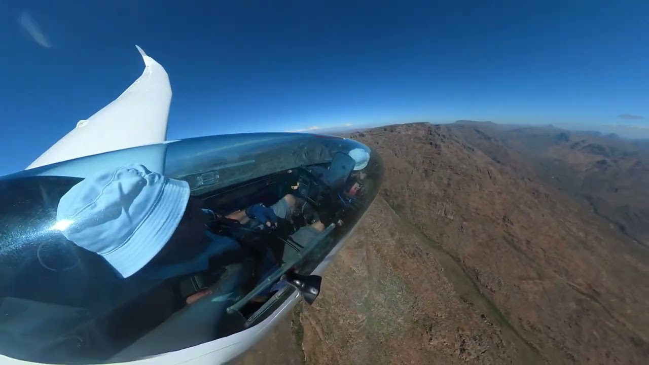 Flying with Julia in V8 - going to Klawer