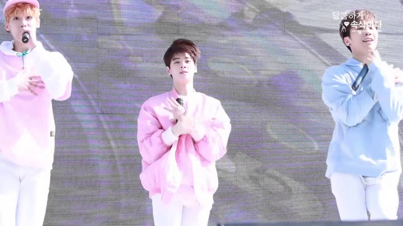 160430 아스트로 차은우 판타지오스퀘어 준공D-30 축하공연 모닝콜