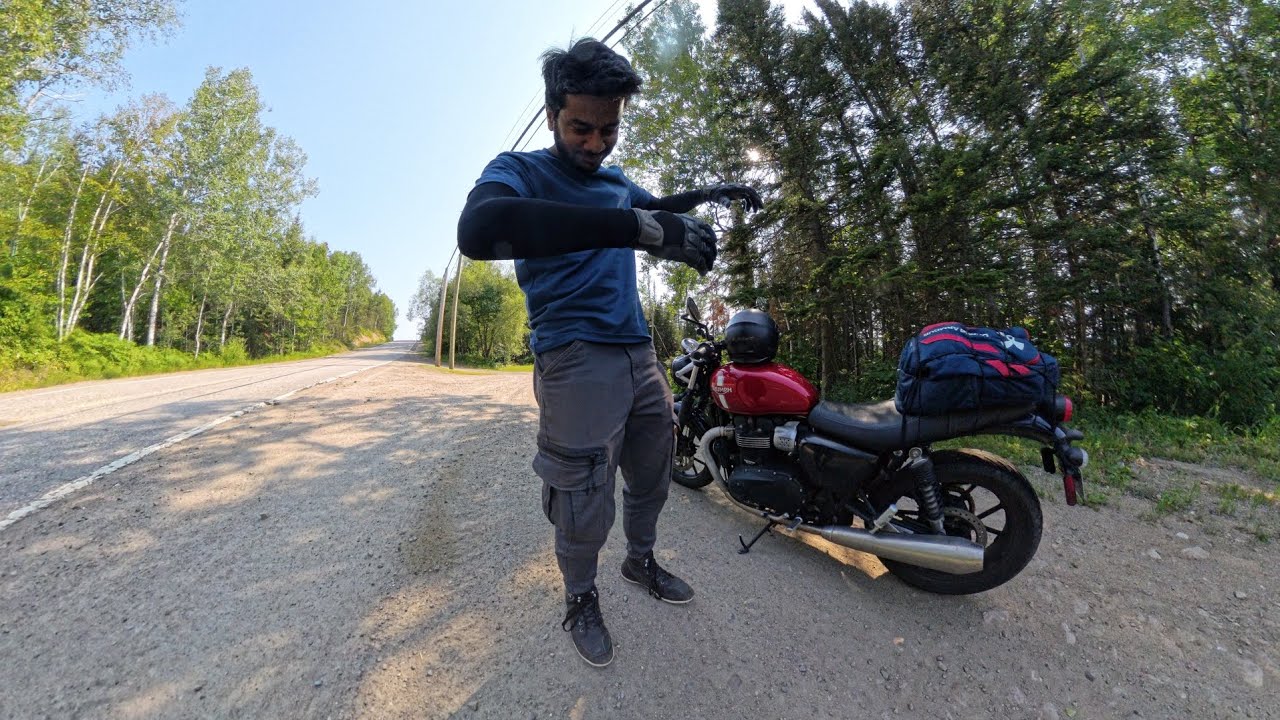 Carving the mountain curves at Montagne des Érables