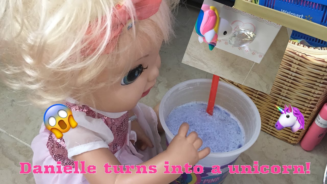 BABY ALIVE: Danielle turns into a Unicorn!