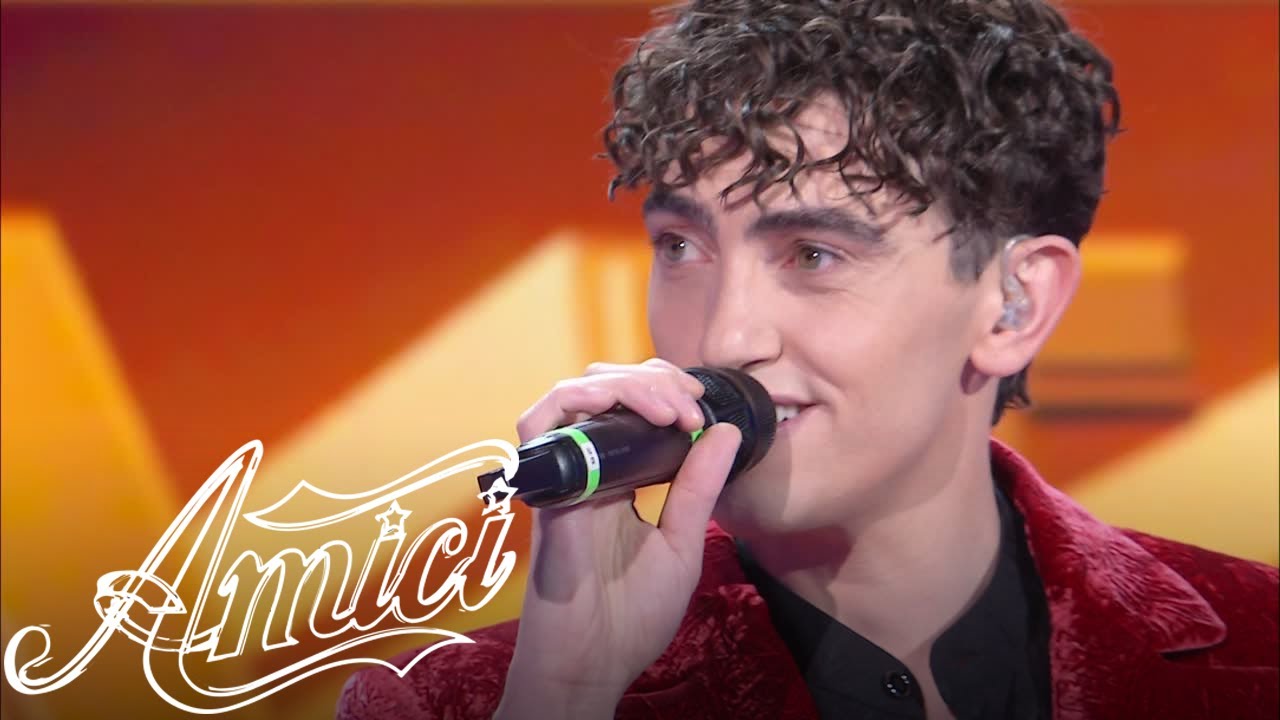 Amici 23 - L'esibizione di Michele Bravi e Giuseppe Giofrè