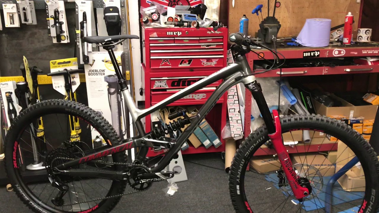 2019 Commencal Clash Race quick look - Bikeactive