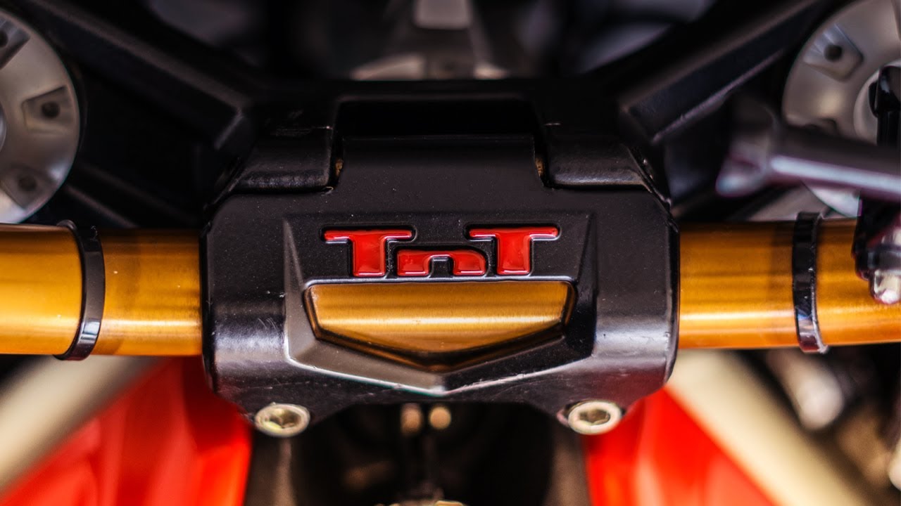 How To Paint Raised Lettering on Motorcycle / Benelli TNT 1130