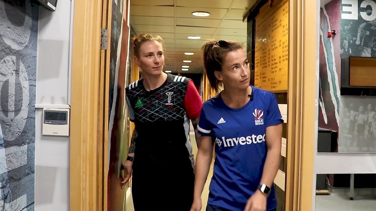 Harlequins Rugby meets GB Hockey - Jade Konkel and Maddie Hinch on The Stoop tour