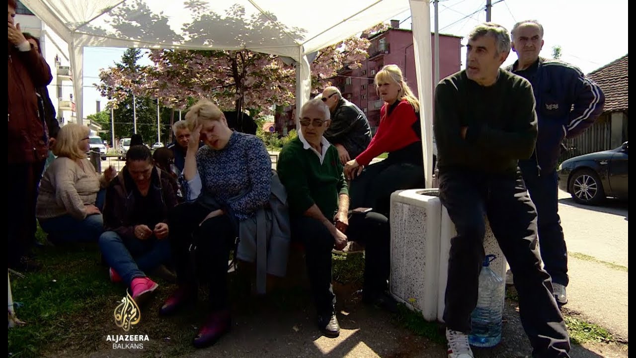 Paraćin: Radnici staklare štrajkuju glađu