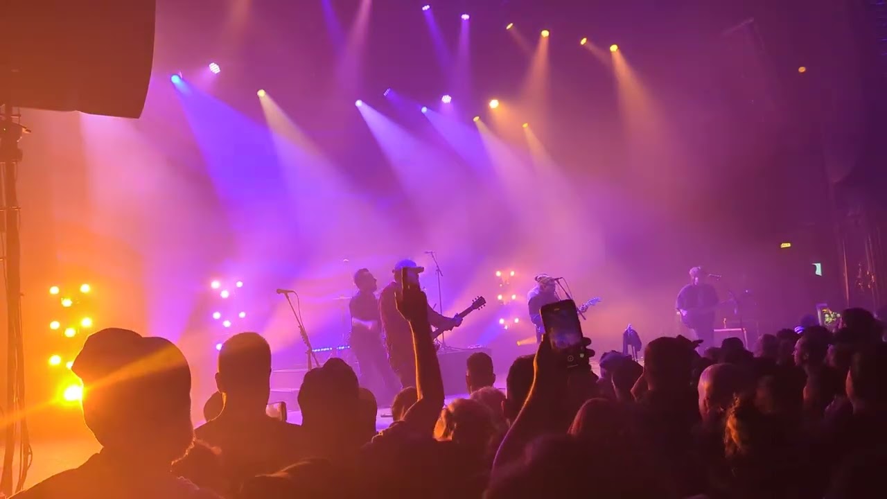 Motion city soundtrack favorite accident  live at the riv in Chicago 