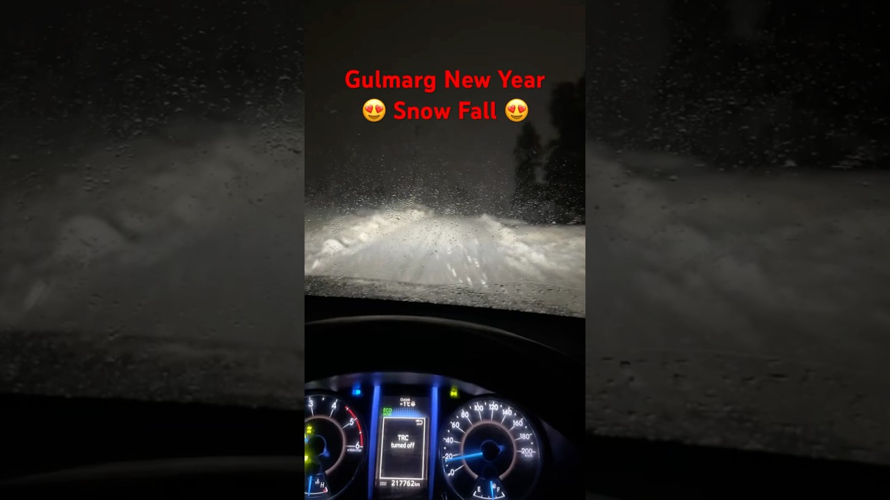 Gulmarg Snow Fall 😍 New Year 01/01/2026 