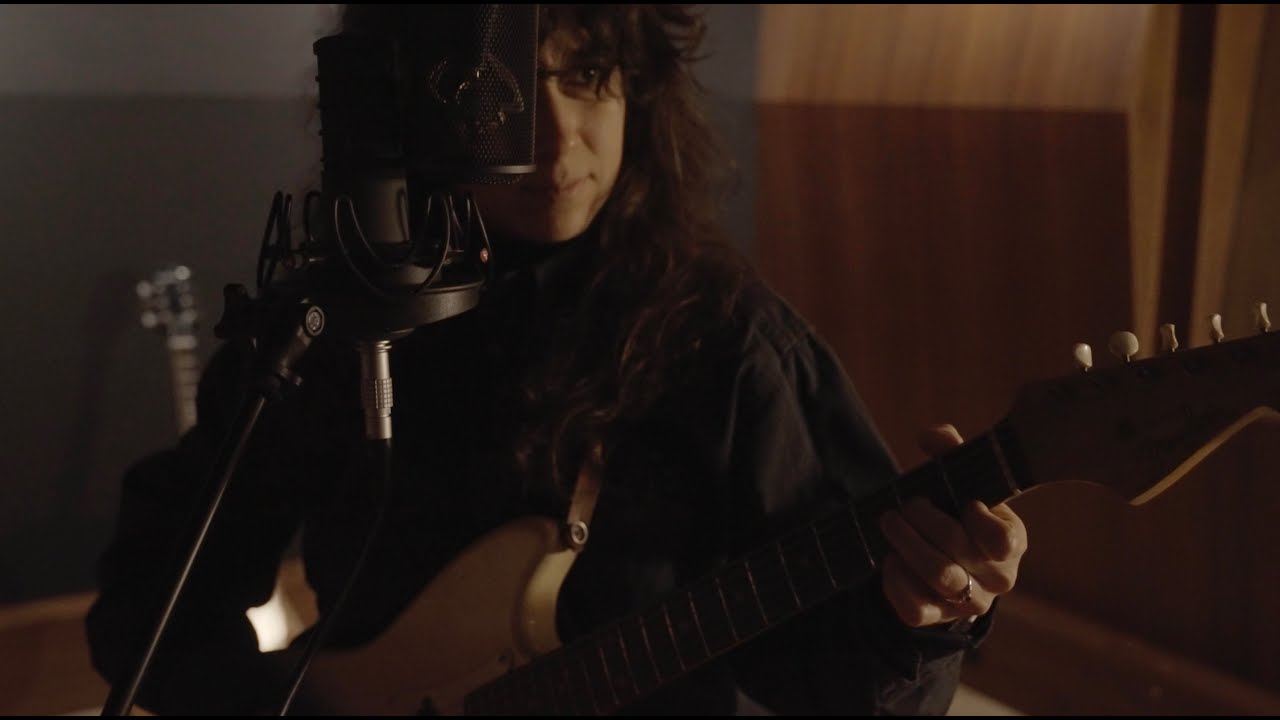 Laura Cahen & Juneson - Si rien ne bouge (Live at Artistic Palace)