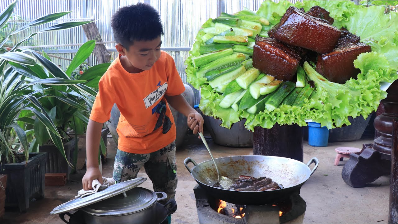 Cooking skill, Chinese style braised pork belly - He cooks with confidence - Chef Seyhak