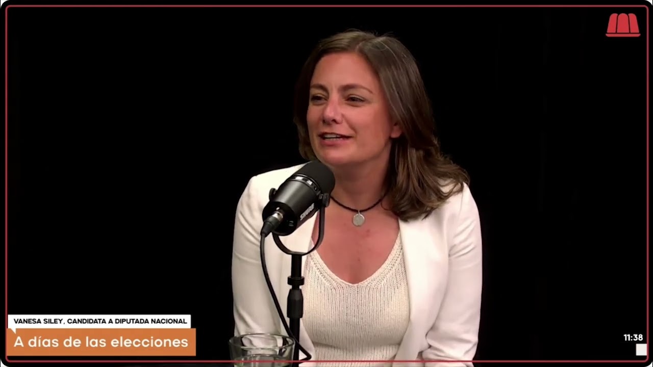 Vanesa Siley en “Circo Freak”, por Gelatina, con Matías Colombatti.
