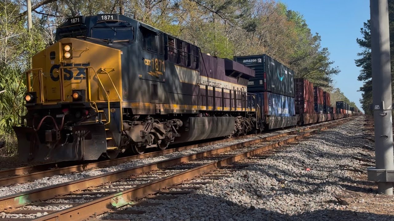 CSX M209 1871 leading 10:19 AM