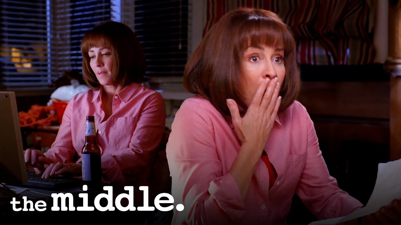 Frankie Drunk Emails the Principal | The Middle