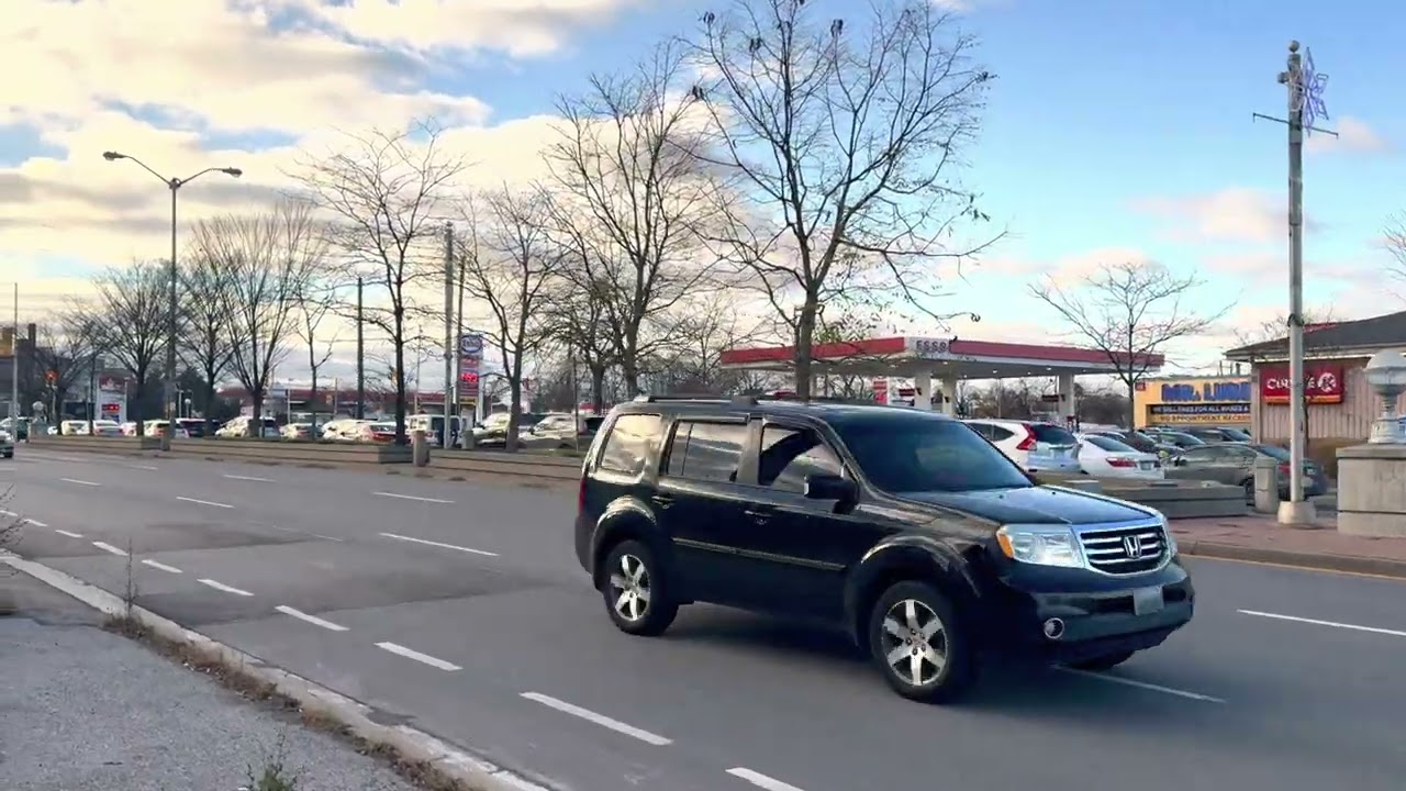 Toronto Walks: Lawrence Avenue East - Midland Road to Leslie Street