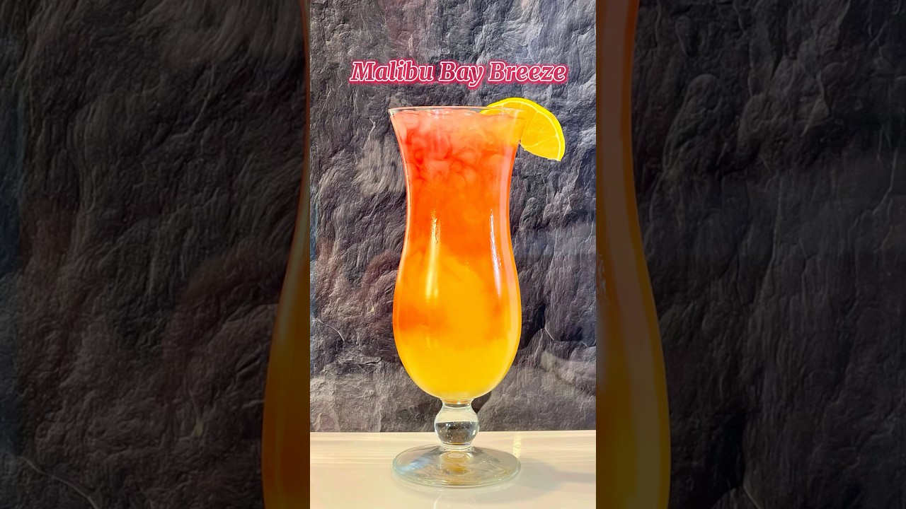 Malibu Bay Breeze(simple 3 ingredients exotic cocktail) Recipe in the comments👇 #cocktails #drinks