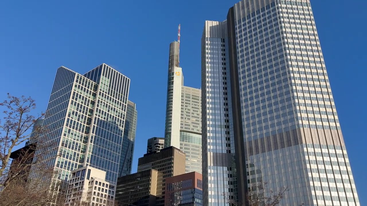 Mainhattan Francoforte sul meno distretto finanziario Germania Skyline quartiere grattacieli borsa