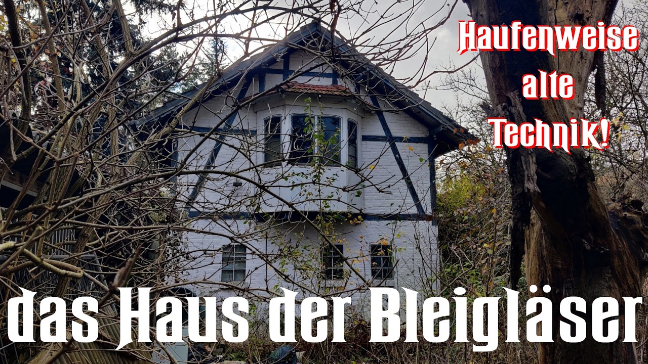 Lost Place - verlassenes Haus voller Technik und wunderschönen Bleigläsern - Night Riders Urbex