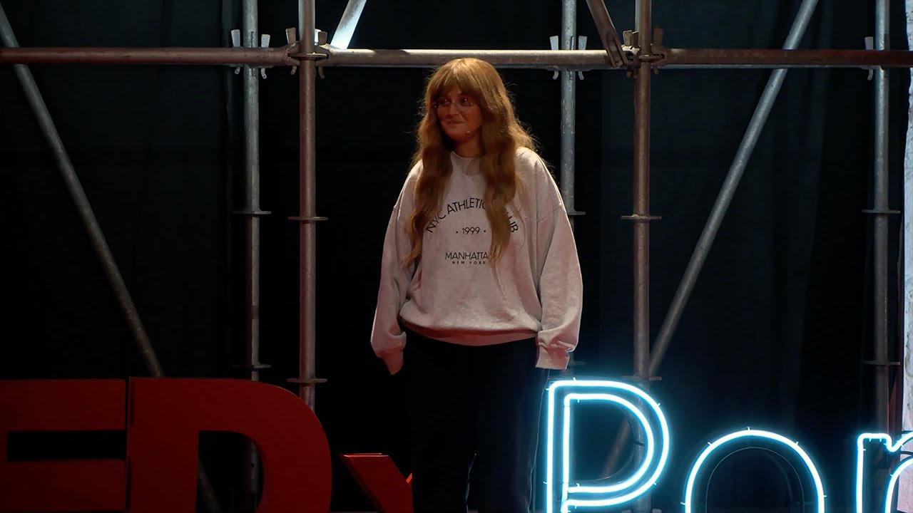 Os desafios de uma artista mamã | Carolina Deslandes | TEDxPorto