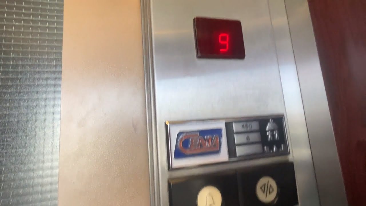 Cenia Ascensor Escénico Electromecánico @ Edificio Sinfonía, Viña del Mar, Chile