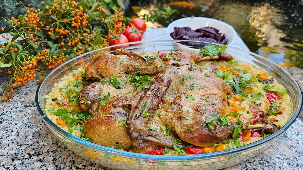 Pilaf cu rata la cuptor. Cel mai bun pilaf romanesc traditional pe care îl poți face.