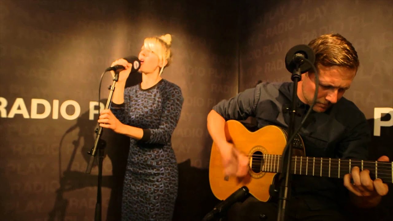 Veronica Maggio live på Radio1 scenen