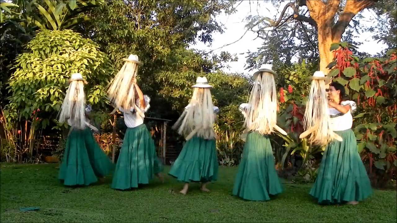 tejedora manabita MARIA JOSE