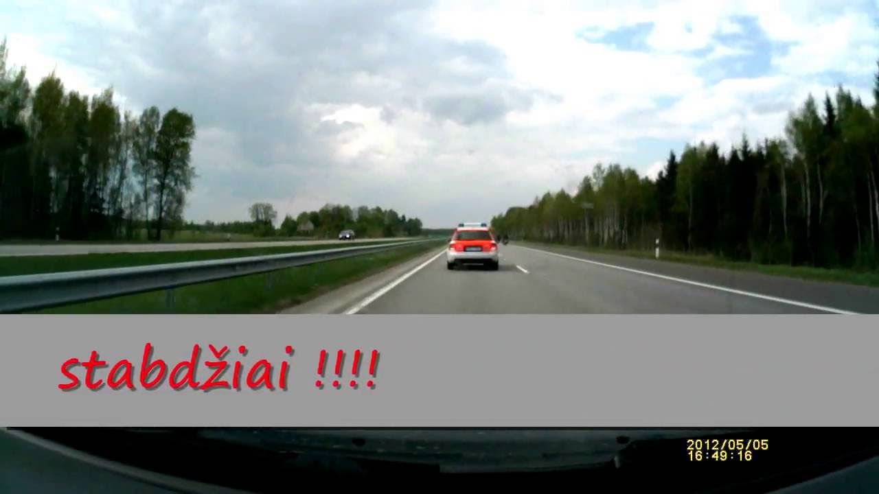 Eismo darkytojas autostradoje.wmv