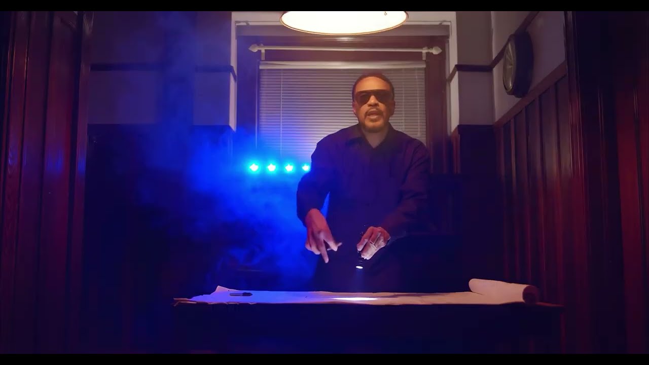 Tash (Tha Alkaholiks) &ndash; Shoe Fits | Official Music Video