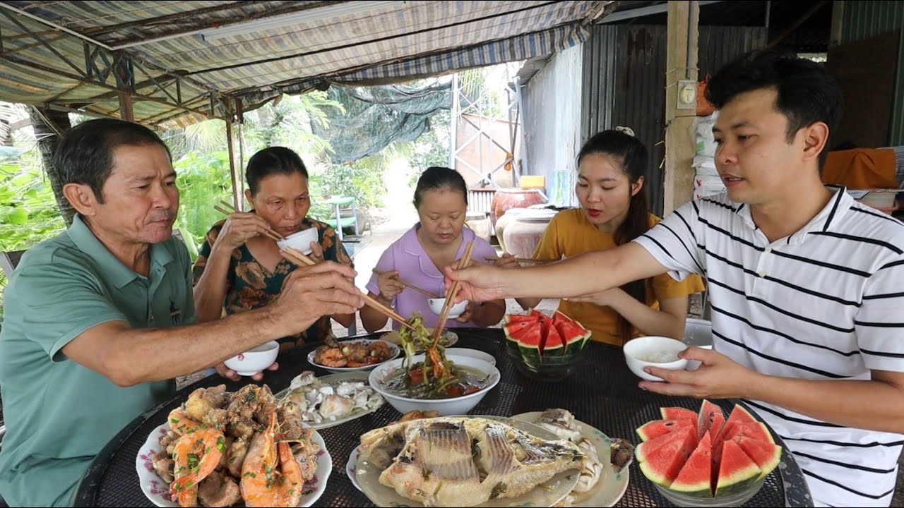 V473. Sườn Rim nước dừa - Cá Diêu Hồng nấu ngót Bữa cơm gia đình.