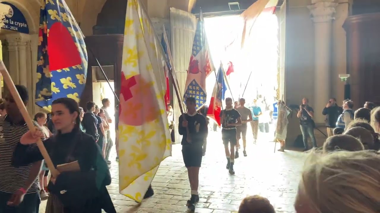 Pèlerinage de Chartres : Tradi ou pas tradi, c’est beau ! C’est indiscutable