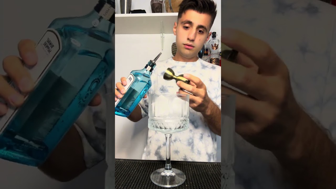 Gin tonic fatto da un corsista