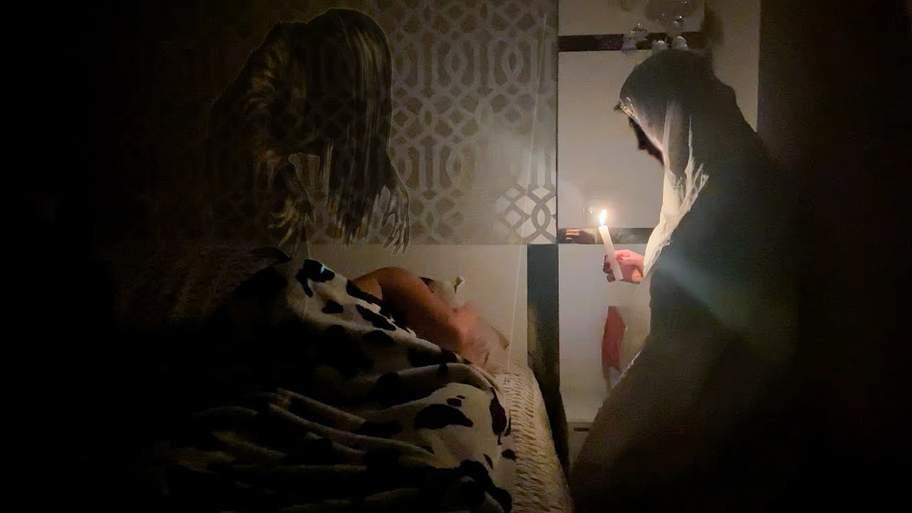 ASSUSTEI A CARLA DE MADRUGADA E OLHA NO QUE DEU!!!