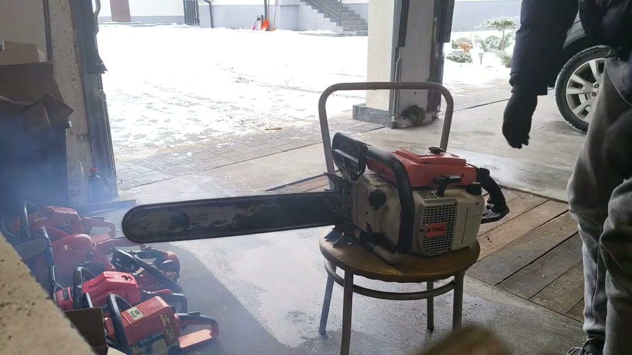 Stihl 051 idling 