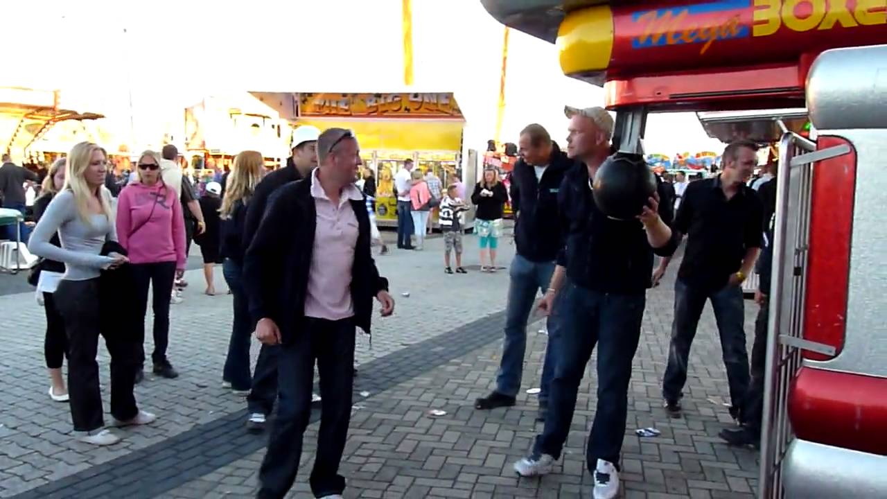 Sterkste man van Drenth Kermis Truckstar 2010