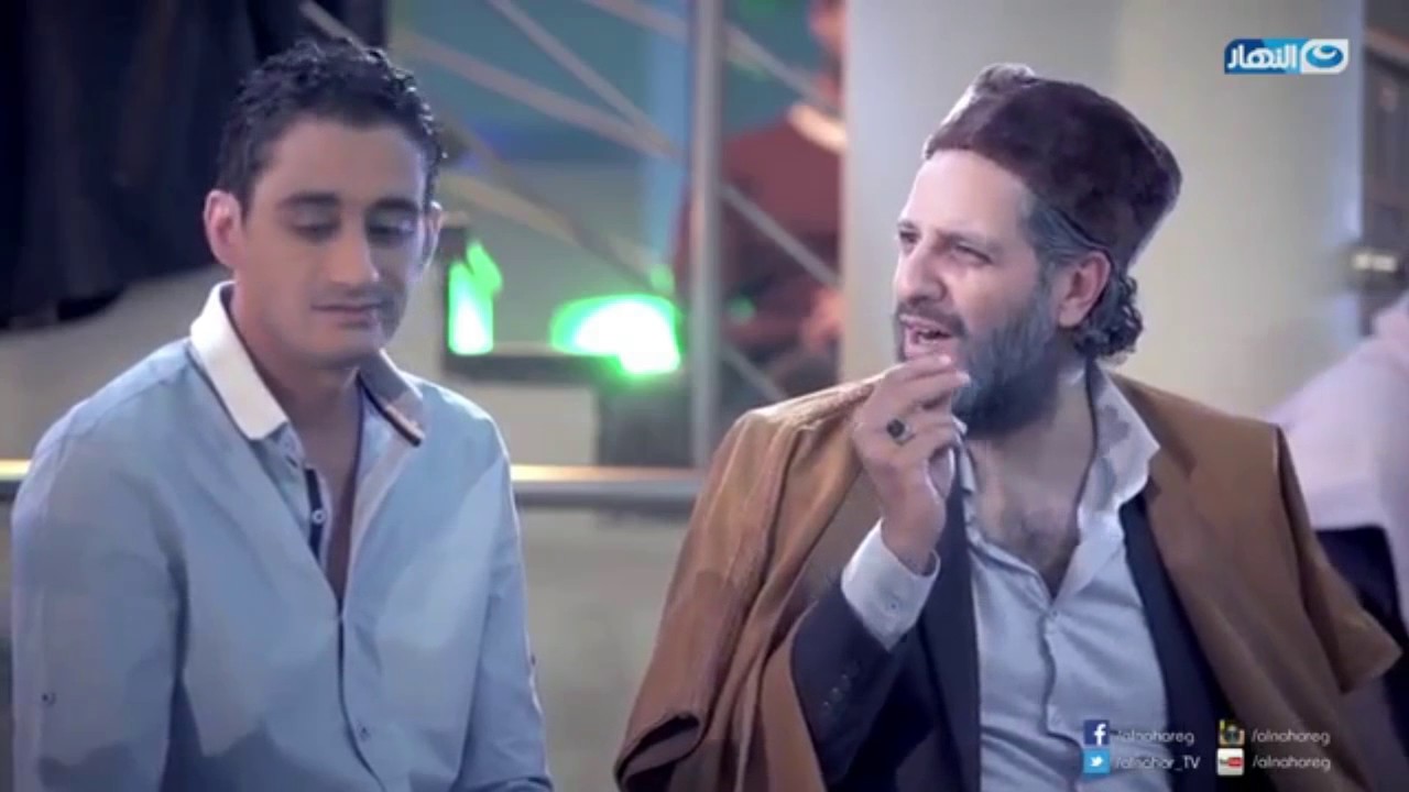 البلاتوه | شكل الرجالة وهم مستنيين مراتتهم وهم بيعملوا شوبنج