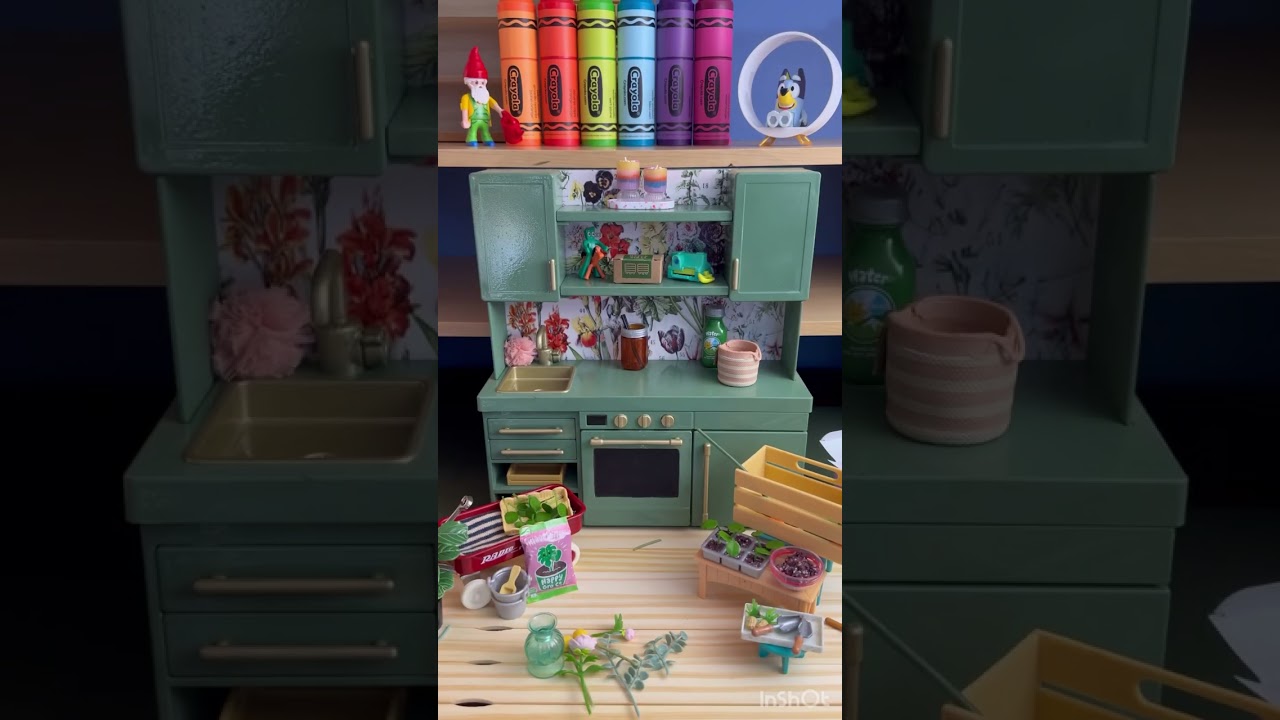Miniverse flowers