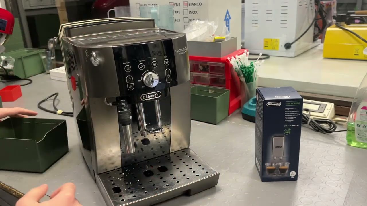 Decalcificazione Delonghi Magnifica S Smart - Ecam 250.33.TB - Tutorial