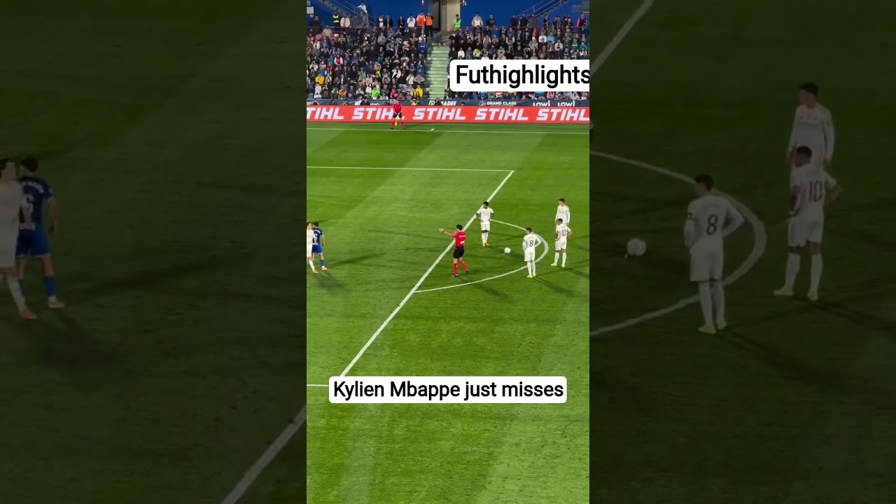 kylien Mbappe just misses the free kick goal today Real Madrid vs Getafe #laliga