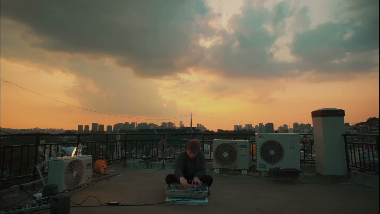Seoul Rooftop session with the Buchla Music Easel