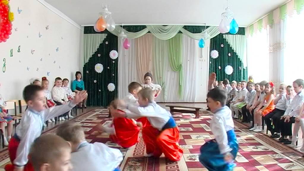 Украинский танец детей 