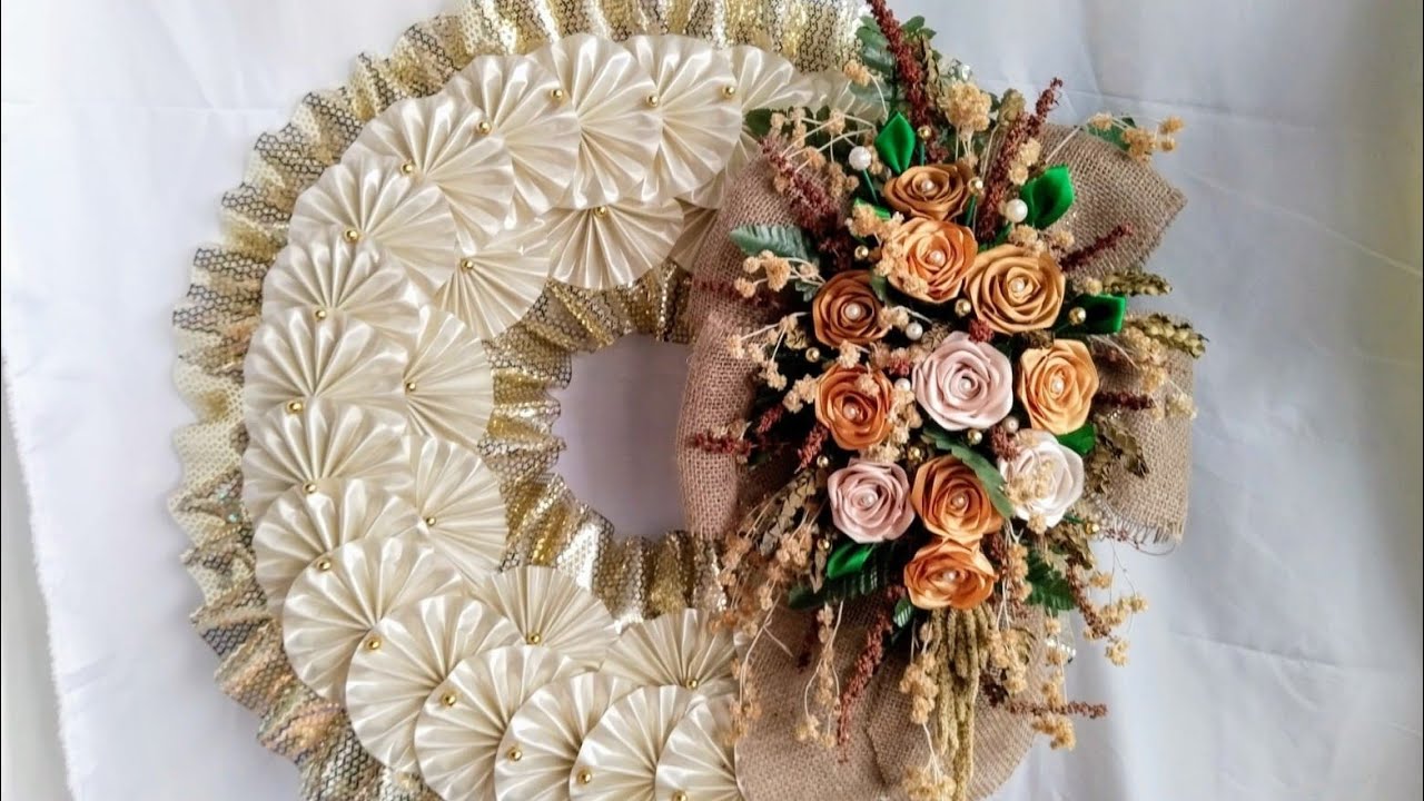 CORONA para día de muertos con ROSAS ETERNAS de liston y follaje preservado